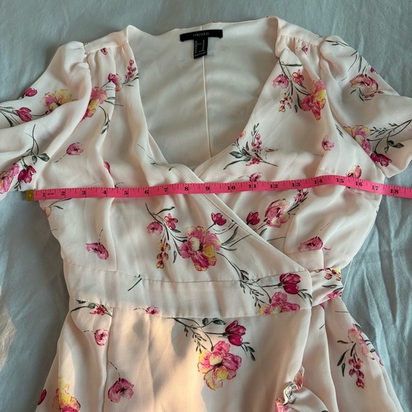 Forever 21 Light Pink Floral Long Sleeve Wrap Dress Mini size M - Picture 11 of 13